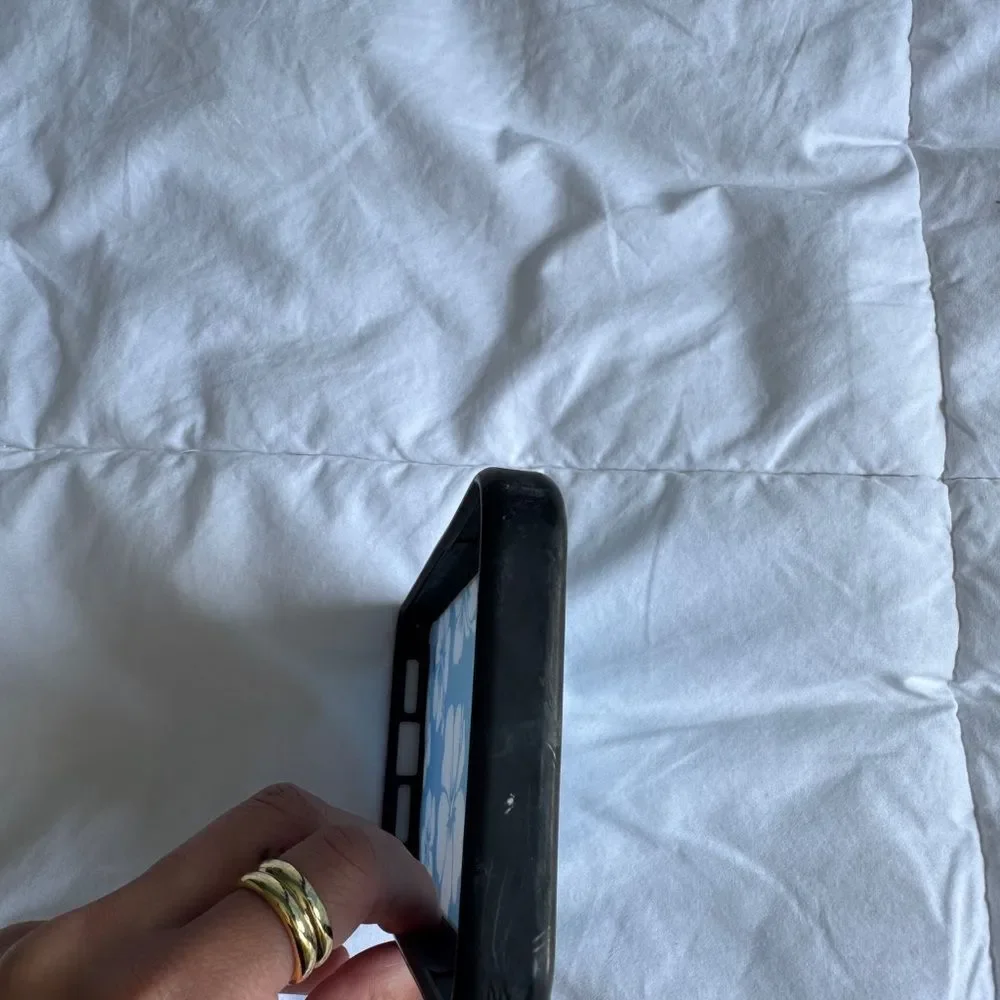 Wallflower Case Estimated for iPhone X/XS – Lightweight Protective Cover offer